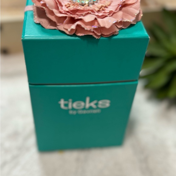 Tieks With Box, Bag, Flower etc - Picture 7 of 7